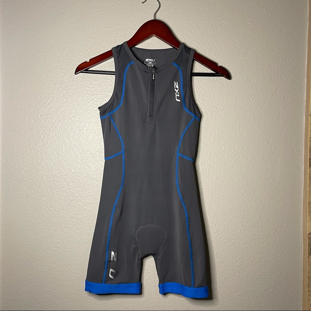 2XU | blue and grey compression trisuit tri suit